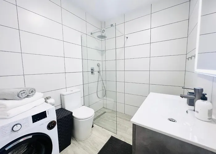 Paulmarie In Colina Blanca * Адехе